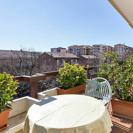 Alojamento de Acomodação e Pequeno-almoço Mariclà Boutique With Balcony&free Parking Verona