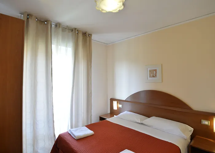 Frühstückspension Maricla 4*