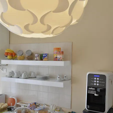 Maricla Bed and Breakfast 4*