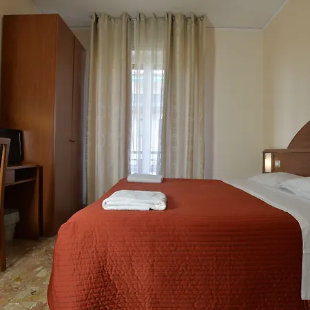 Maricla Bed and Breakfast 4*