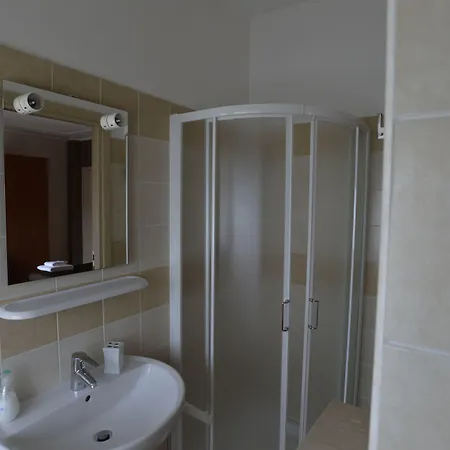 Maricla Boutique With Balcony & Free Parking 3* Verona
