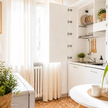 Mariclà Boutique With Balcony&free Parking 3* Verona