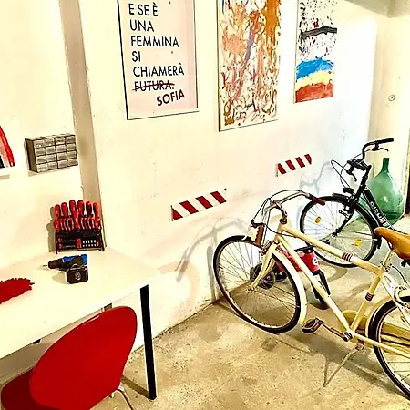 Maricla Boutique With Balcony & Free Parking
