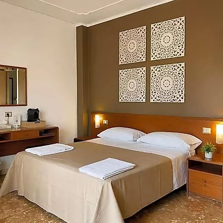 Bed & Breakfast Maricla Boutique With Balcony & Free Parking Verona